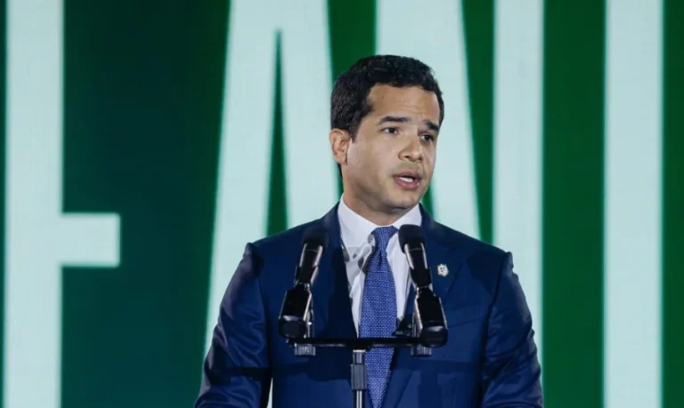 Omar Fernández aborda su futuro político y los principales retos desde el Senado