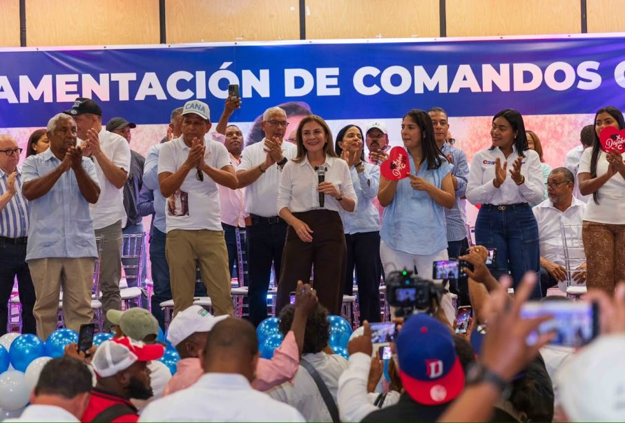 Carolina Mejía suma nuevos liderazgos en Dajabón y Santiago Rodríguez