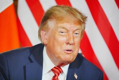 EU: Trump pide poner fin a la «absurda» guerra en Ucrania
